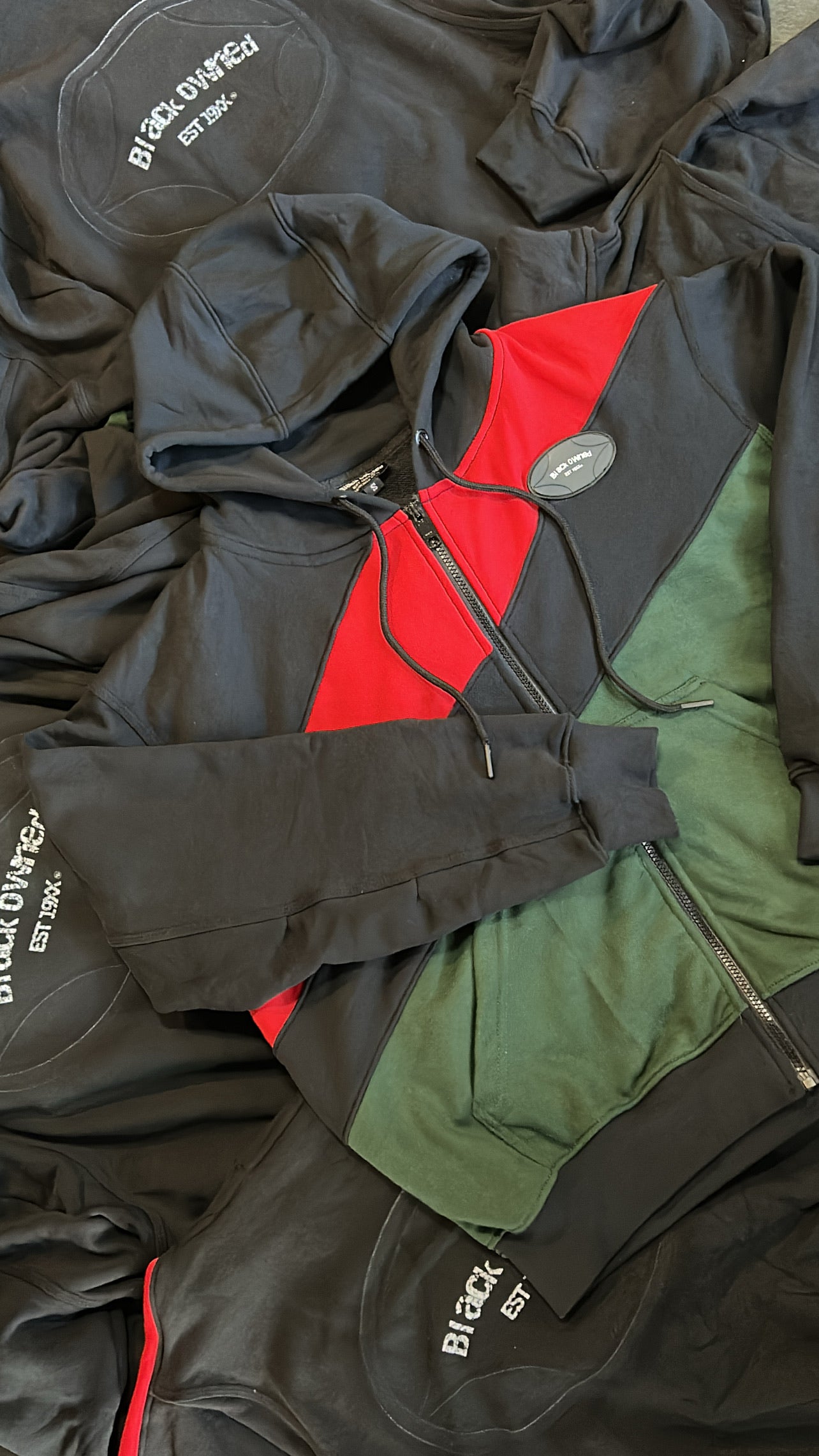 NJIF Zip Jacket (Blk/Red/Green)